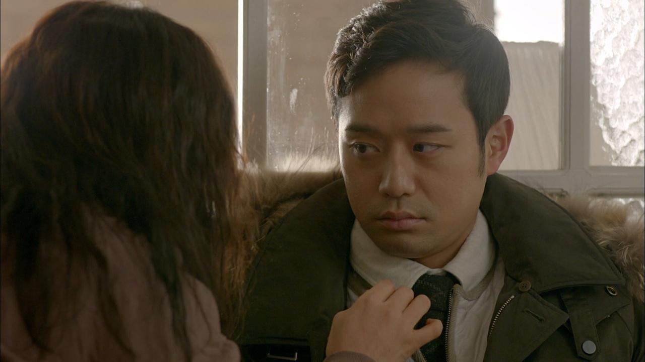 E06