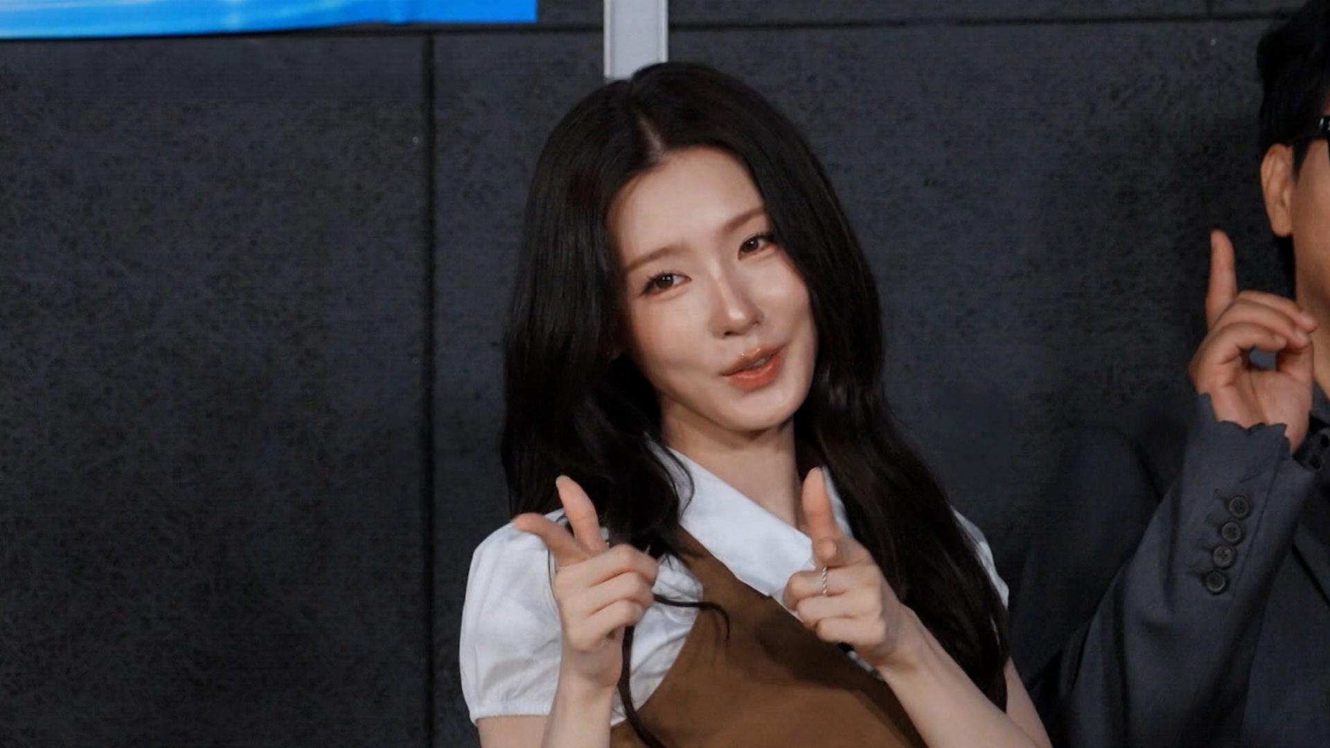 819회